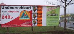 Medium-Plakate, Eisenstadt, Bahnbergang Ruster-Strae, Dezember 2006